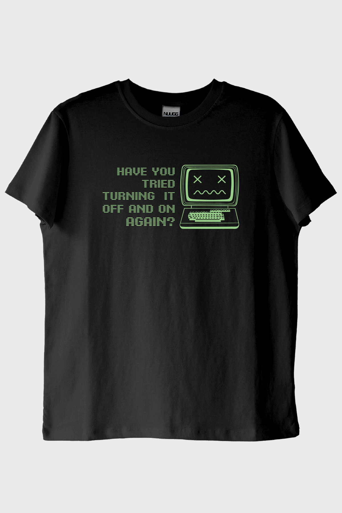 Turning It Off and On Again Baskılı Retro Siyah Tişört
