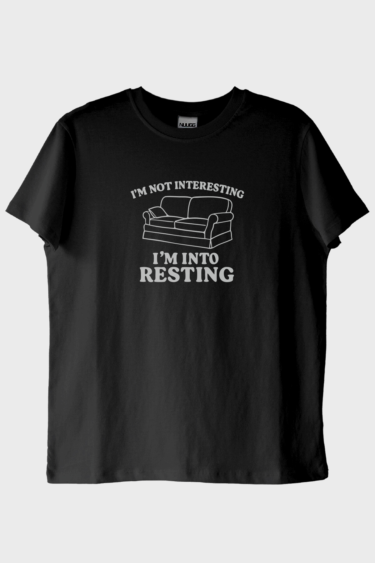I'm Not Interesting I'm Into Resting Baskılı Siyah Tişört