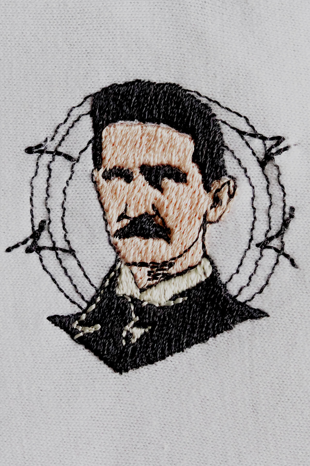 Nikola Tesla Desenli Nakışlı Tişört